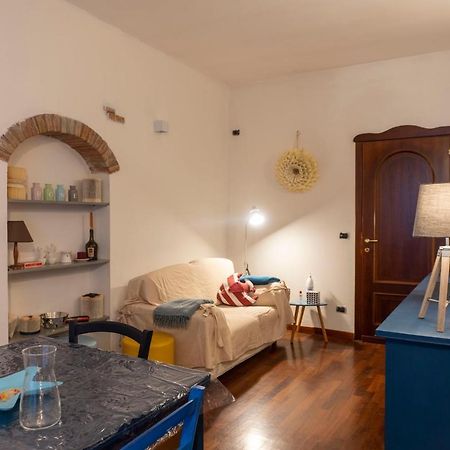 A 2 Passi Apartment Iglesias Exterior photo